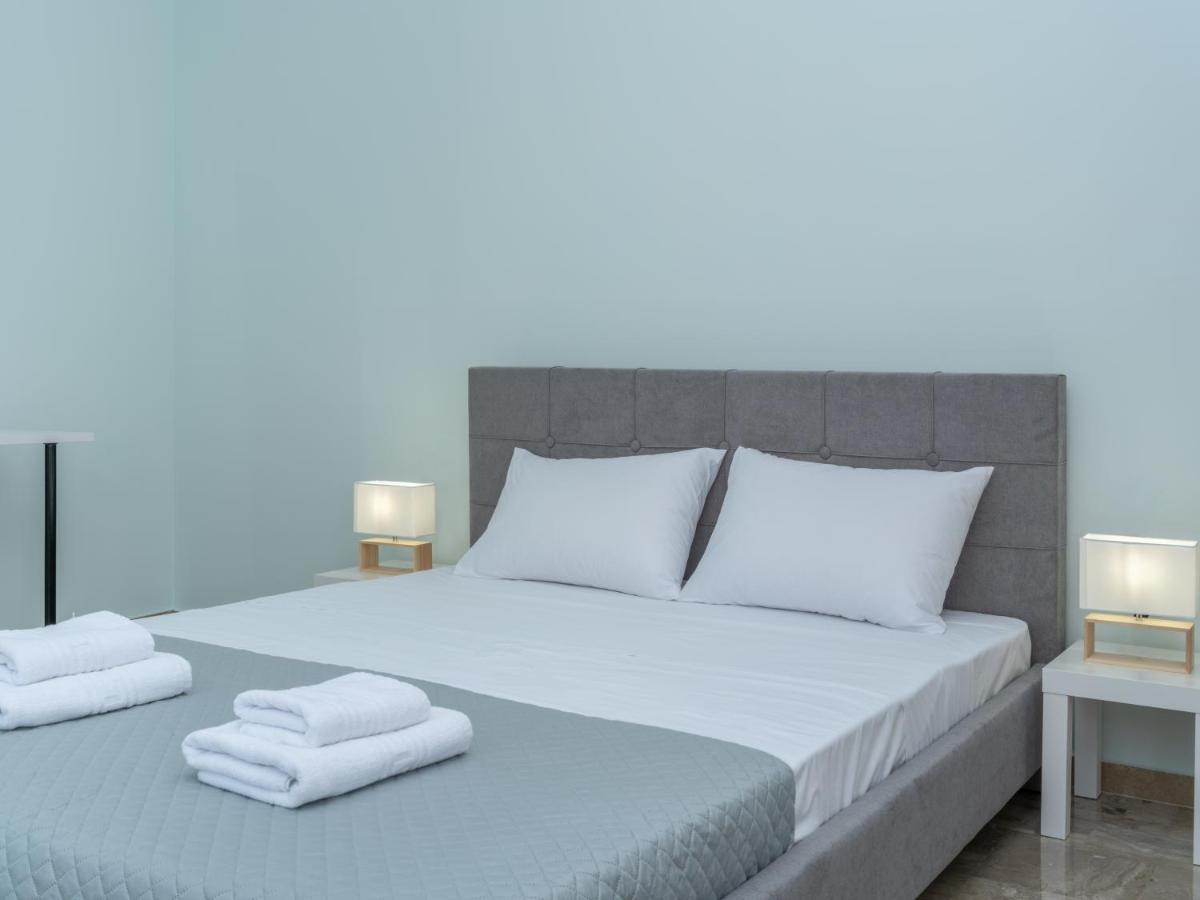 Dodonis Bld Apartment Heraklion  Bagian luar foto